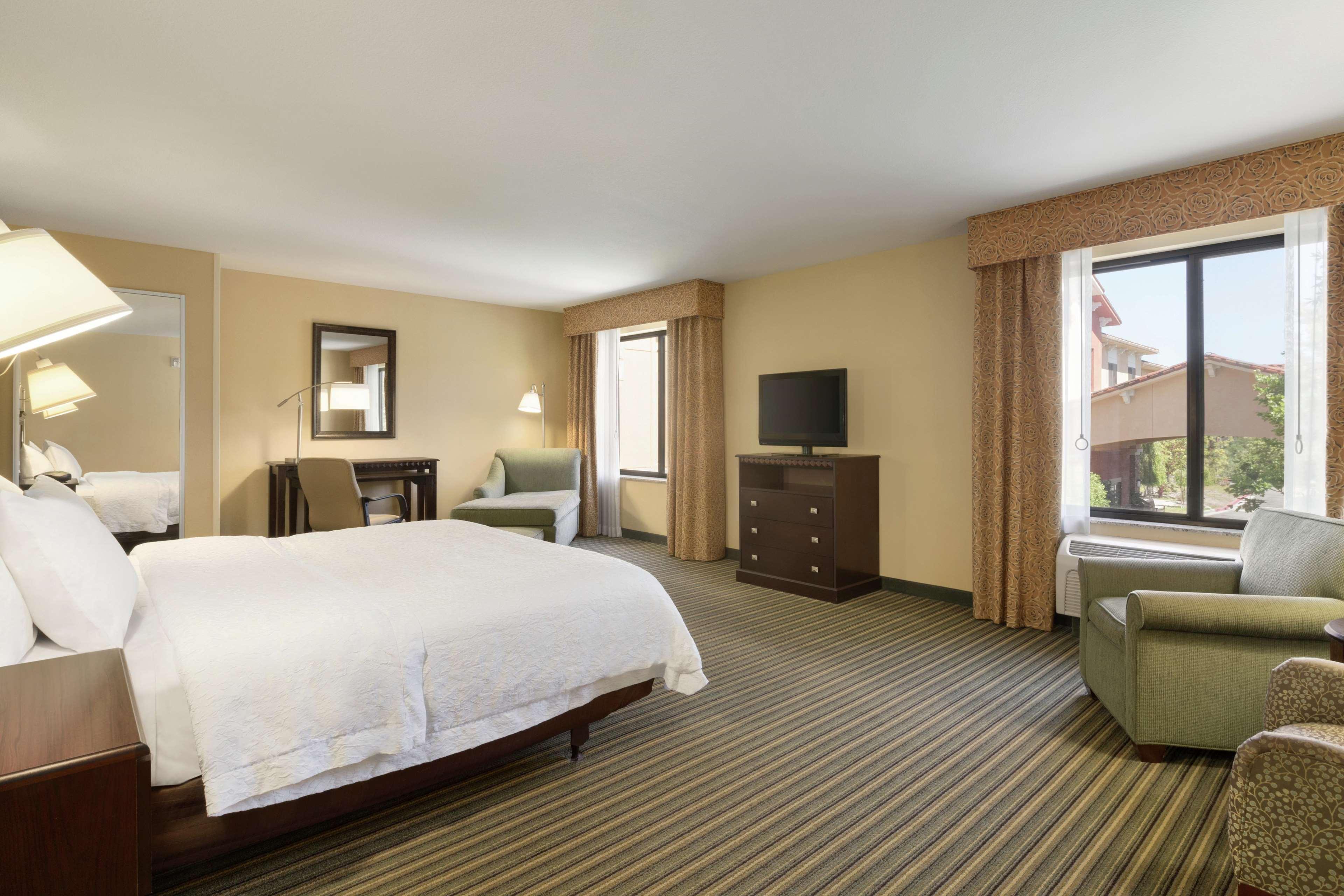 Hampton Inn & Suites Thousand Oaks Eksteriør bilde