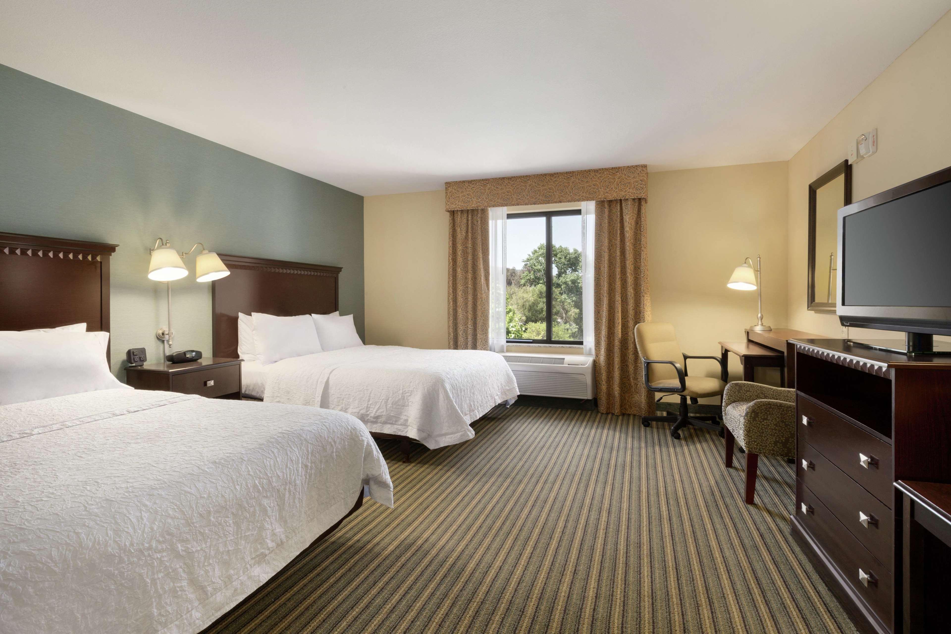 Hampton Inn & Suites Thousand Oaks Eksteriør bilde